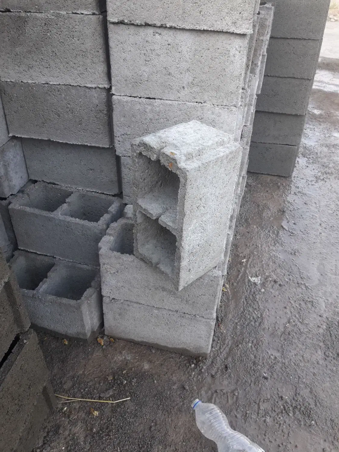 سلام بلوک لیکان .سیمانی ۲۰در۴۰و۱۵در۵۰|مصالح و تجهیزات ساختمان|زرند, |دیوار