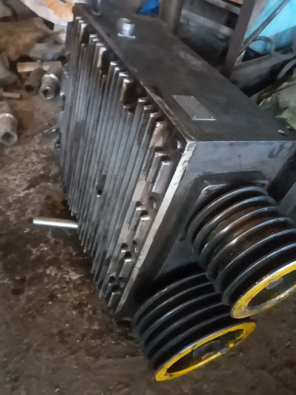 الکتروموتور۱۵اسب وگیربکس مگنت|ماشین‌آلات صنعتی|مشهد, گرجی علیا|دیوار