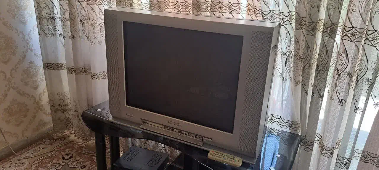 تلوزیون ۲۹ اینچ سالم وتمیز|تلویزیون و پروژکتور|اصفهان, شیخ طوسی|دیوار