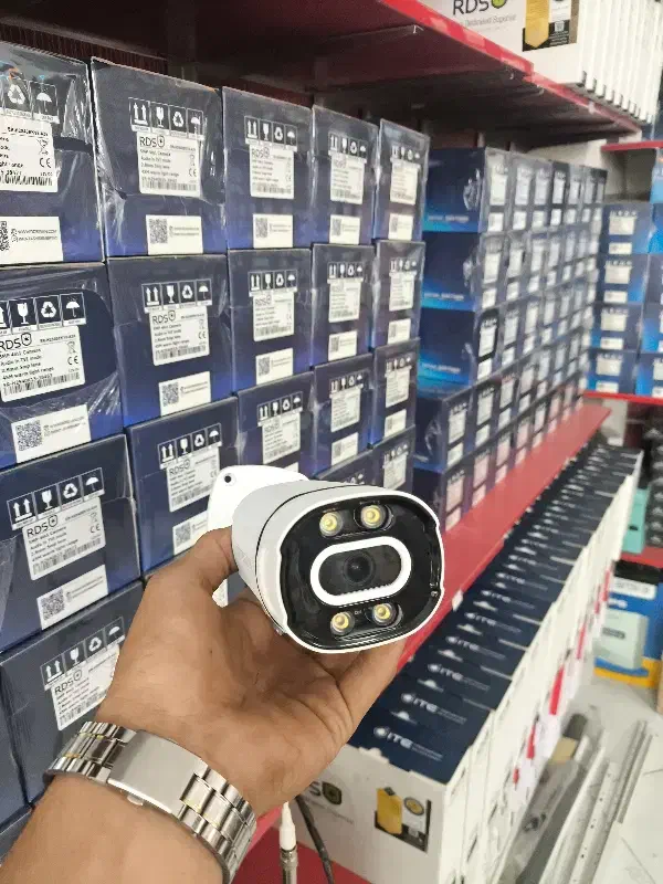 پک ۴ دوربین با دستگاه ۸ کانال|دوربین مداربسته|سلماس, |دیوار