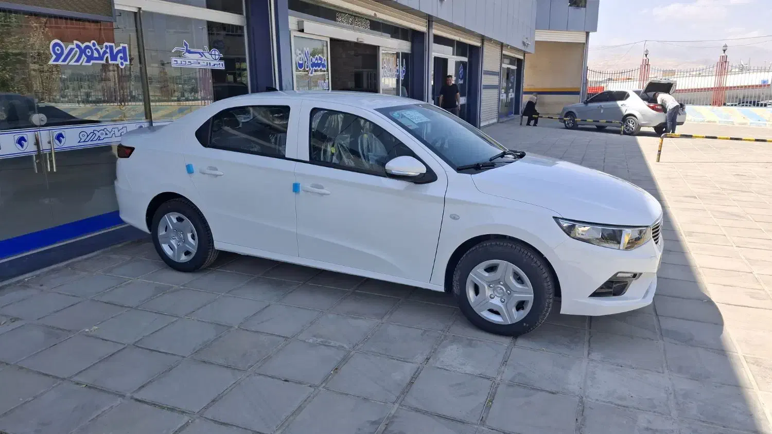 تارا دستی ۱۴۰۴|خودرو سواری و وانت|بروجرد, |دیوار