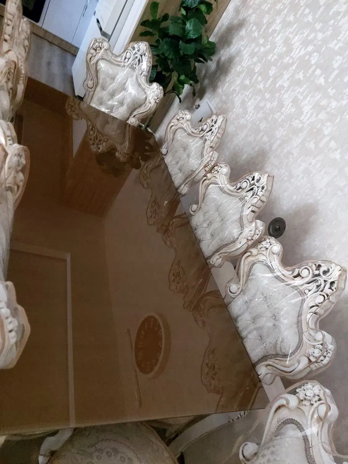 میز ناهار خوری ۸ نفره کلاسیک نو|میز و صندلی غذاخوری|آباده, |دیوار