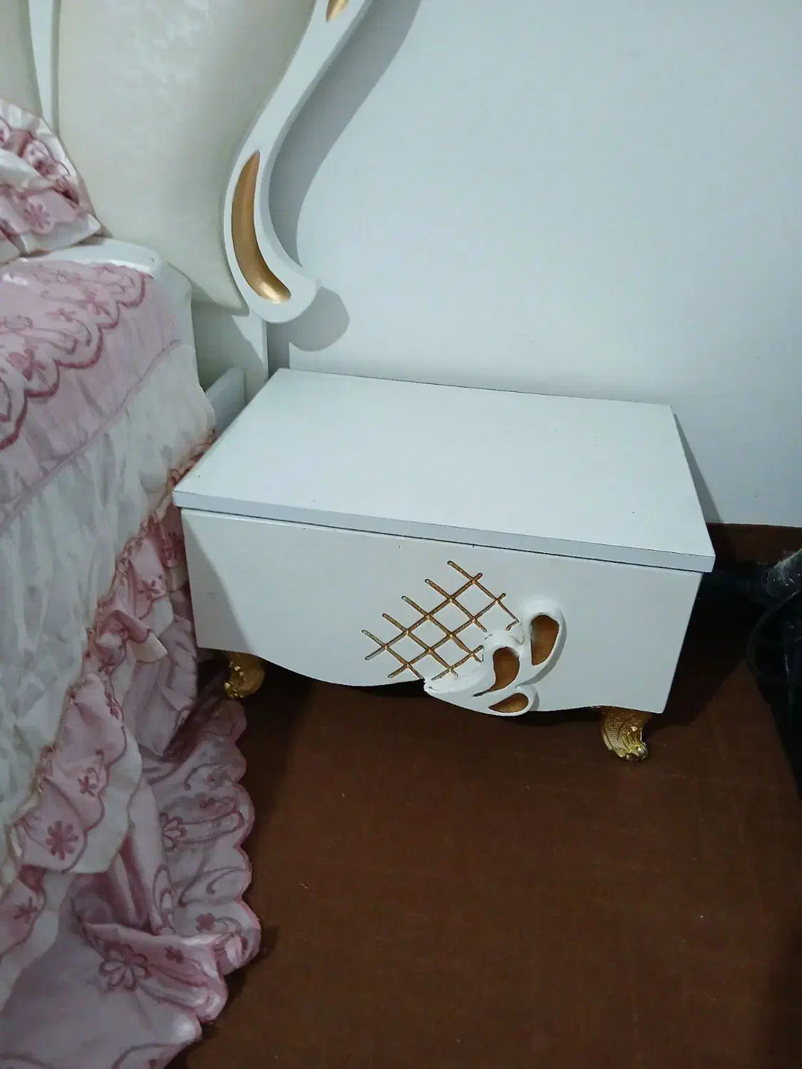 تخت مخصوص عروس|تخت و سرویس خواب|قزوین, |دیوار