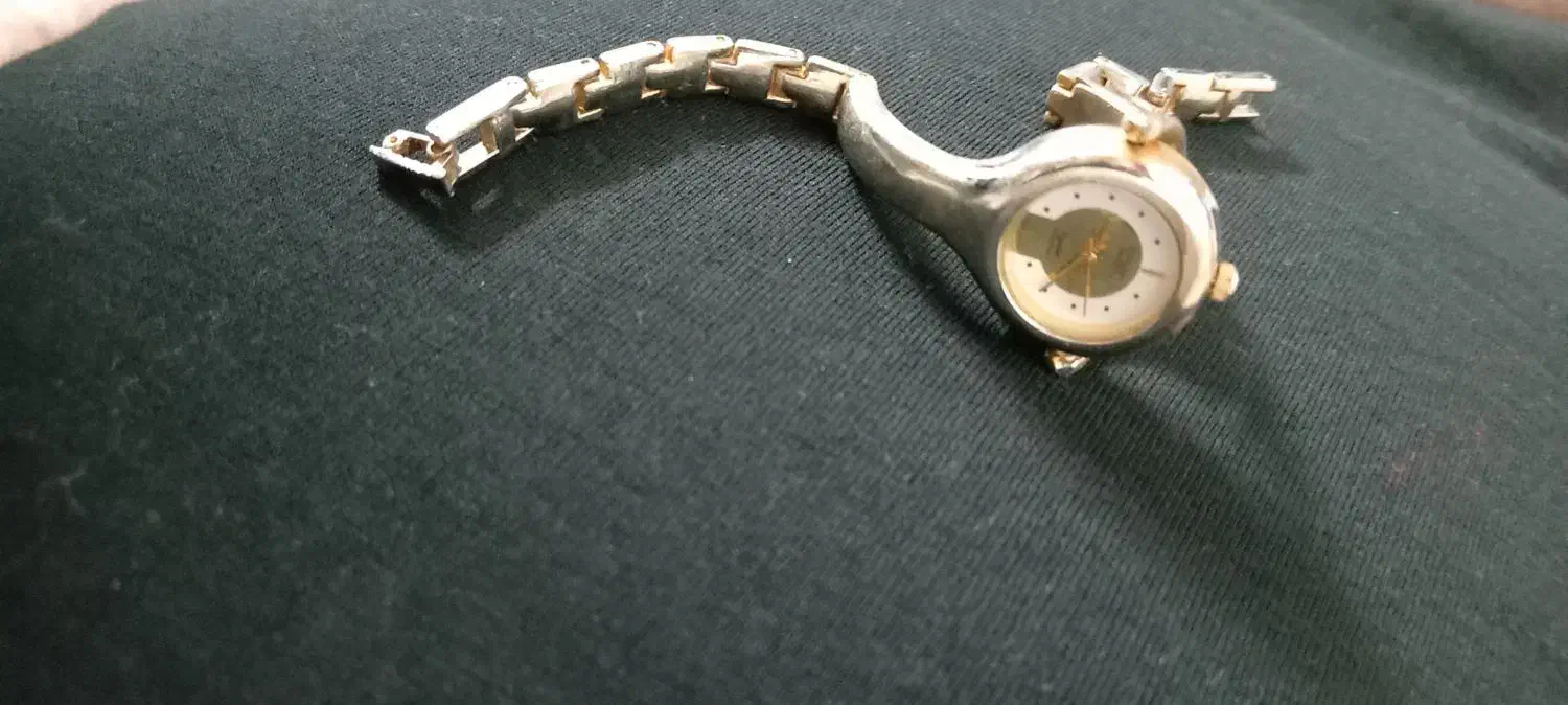 ساعت مچی زنانه مارک اوماکس|ساعت|شاهین‌شهر, شهرک گلدیس|دیوار