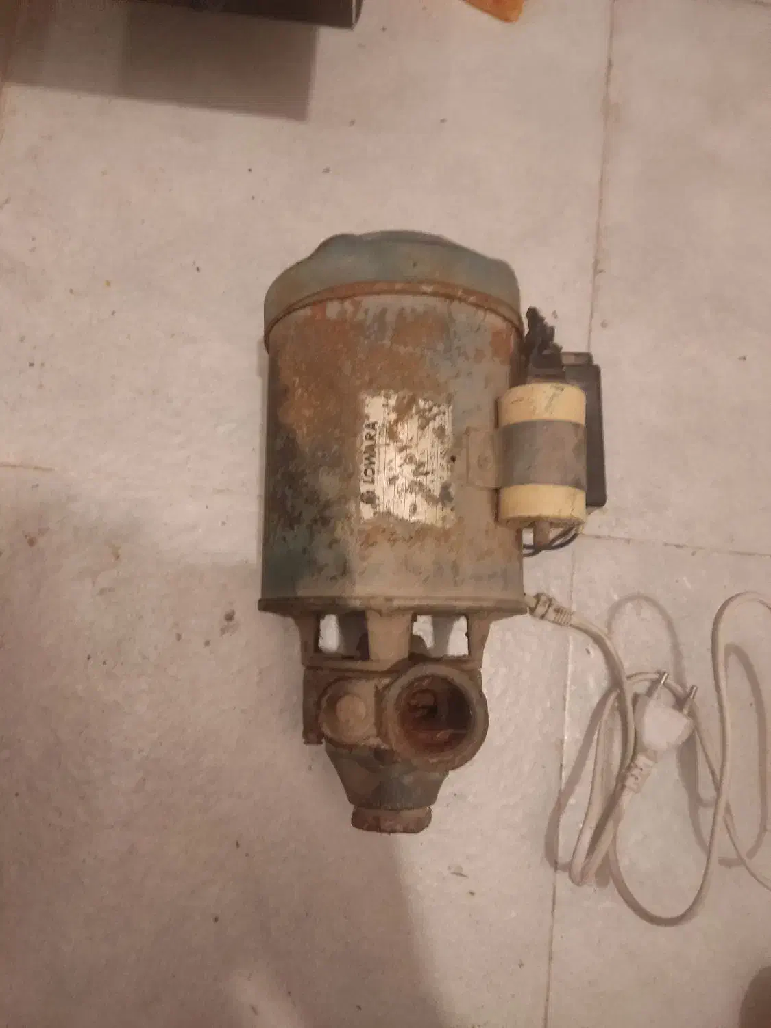 پمپ آب|مصالح و تجهیزات ساختمان|نسیم‌شهر, |دیوار