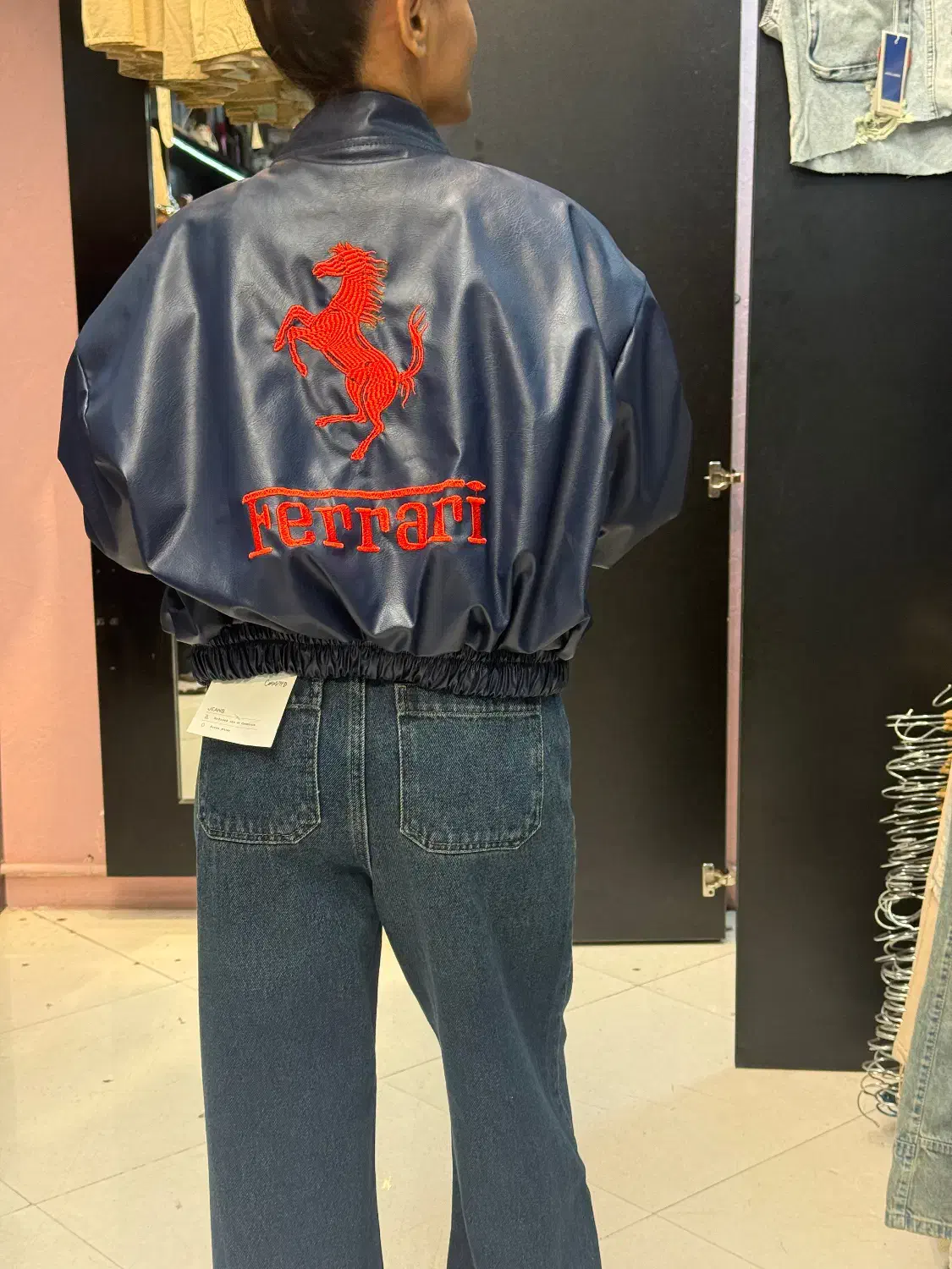 فروشنده خانم مجرب|استخدام بازاریابی و فروش|اسلام‌شهر, باغ فیض|دیوار