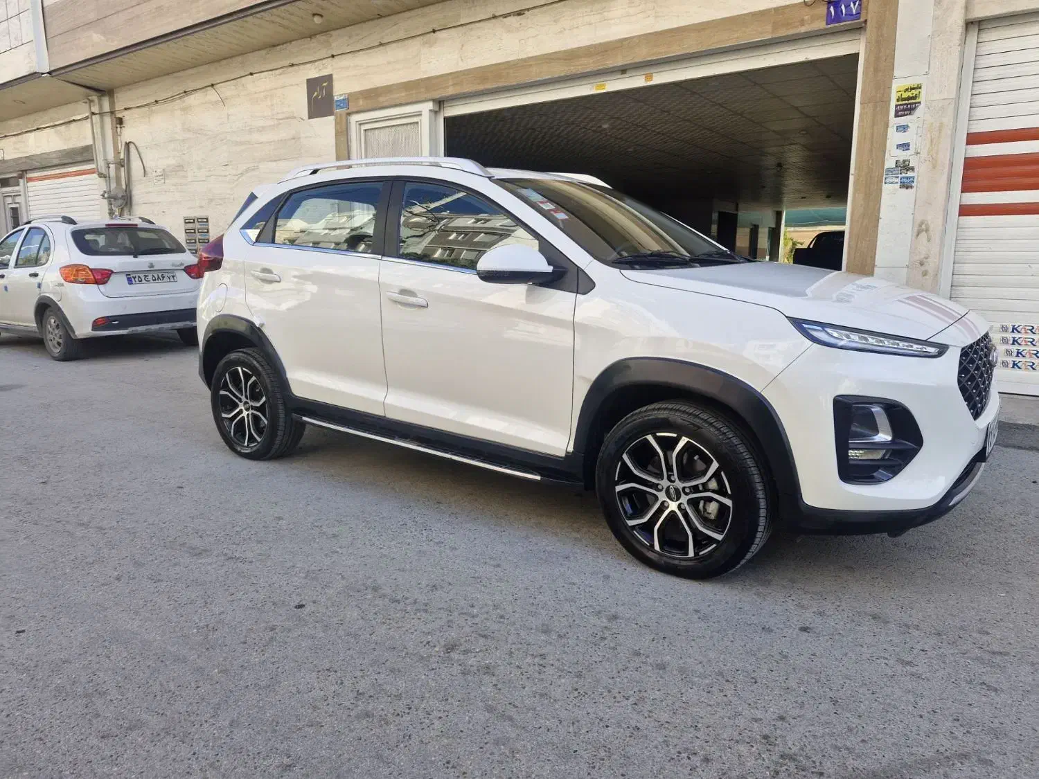 x 22 پرو|خودرو سواری و وانت|شیراز, نصر|دیوار