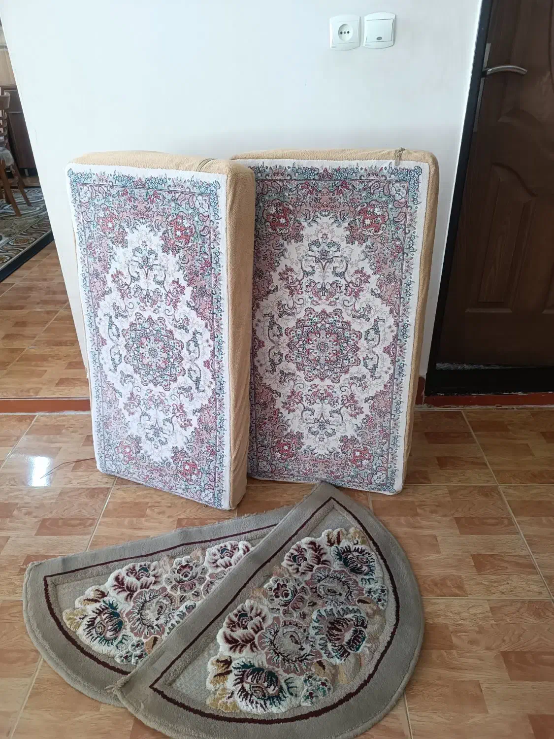 پشتی دوم دری|پشتی|کاشمر, |دیوار