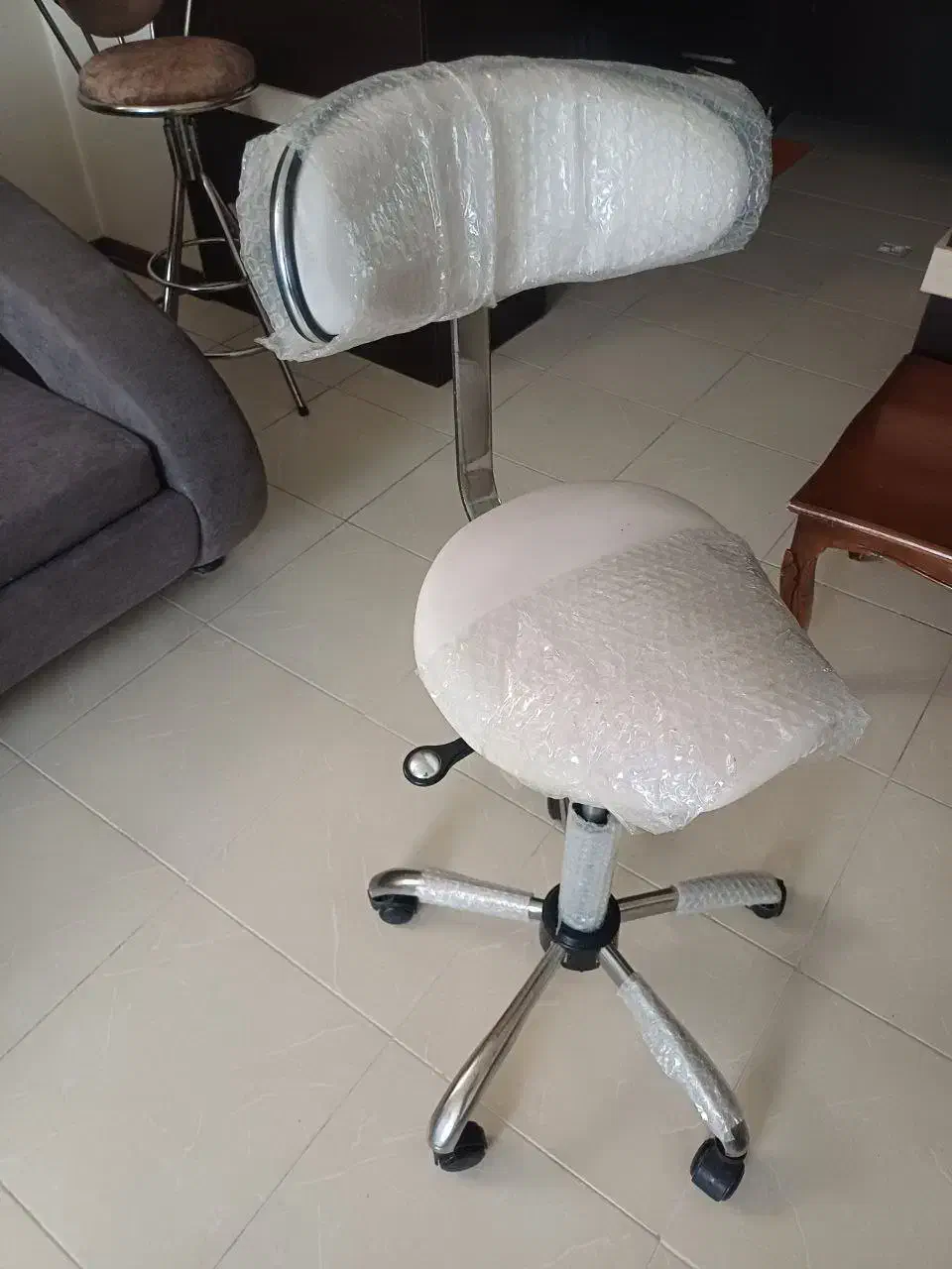 صندلی جک دار مدیریت آک آک|صندلی و نیمکت|شاهینشهر, خانه کارگر|دیوار