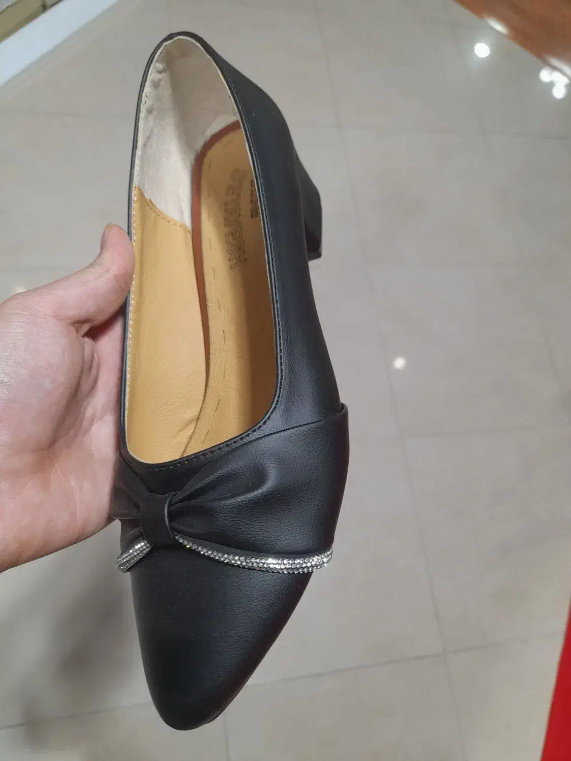 کفش شیک پا|کیف، کفش، کمربند|اردبیل, |دیوار