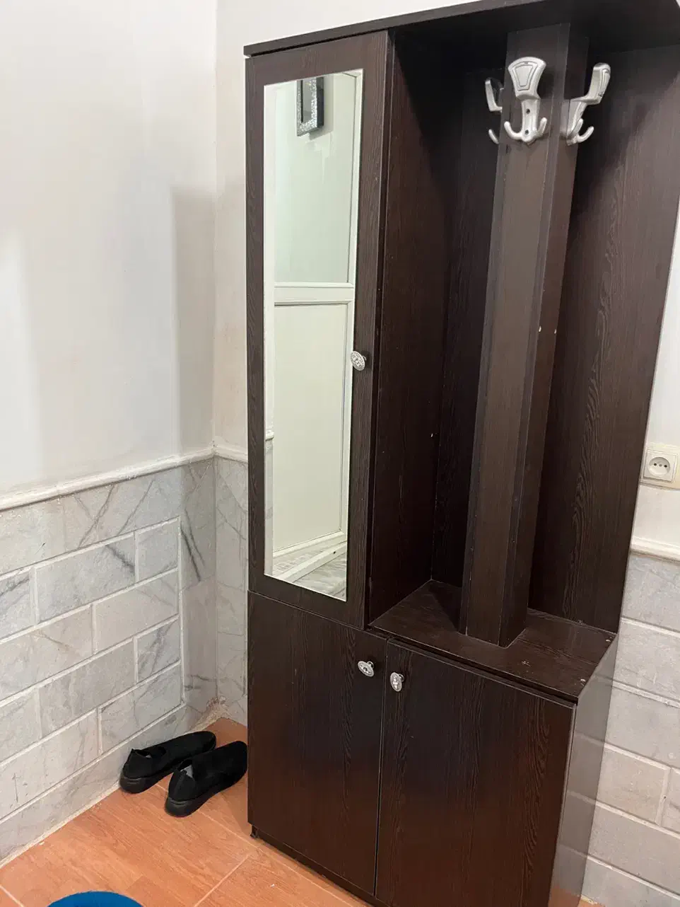 جاکفشی|جاکفشی، کمد، دراور|رفسنجان, |دیوار