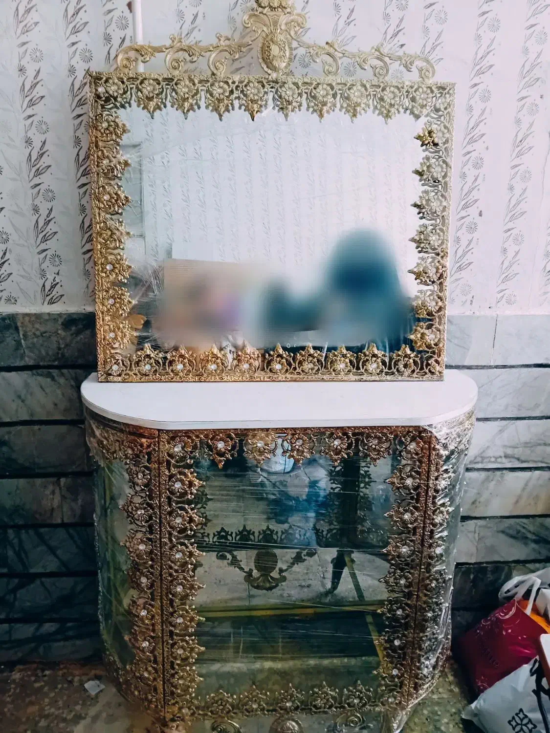 میز کنسول آینه برنجی|بوفه، ویترین، کنسول|تاکستان, |دیوار