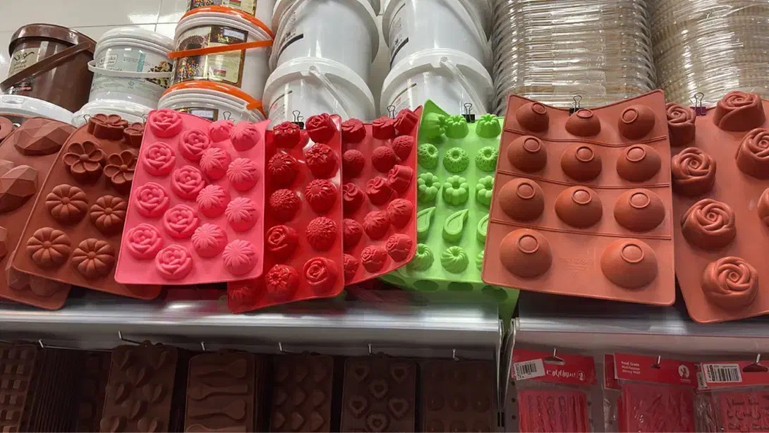 همکار خانم فروشگاه لوازم قنادی|استخدام خدمات فروشگاه و رستوران|زنجان, |دیوار