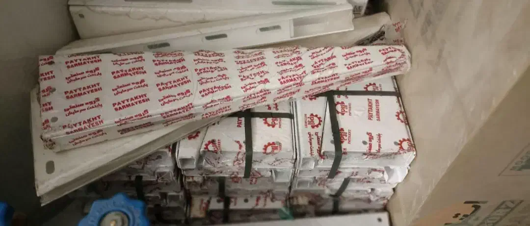 پایه دیواری زمینی لوله مسی کولر گازی عایق پرایمر|کولر گازی و فن‌کوئل|تهران, خاوران|دیوار