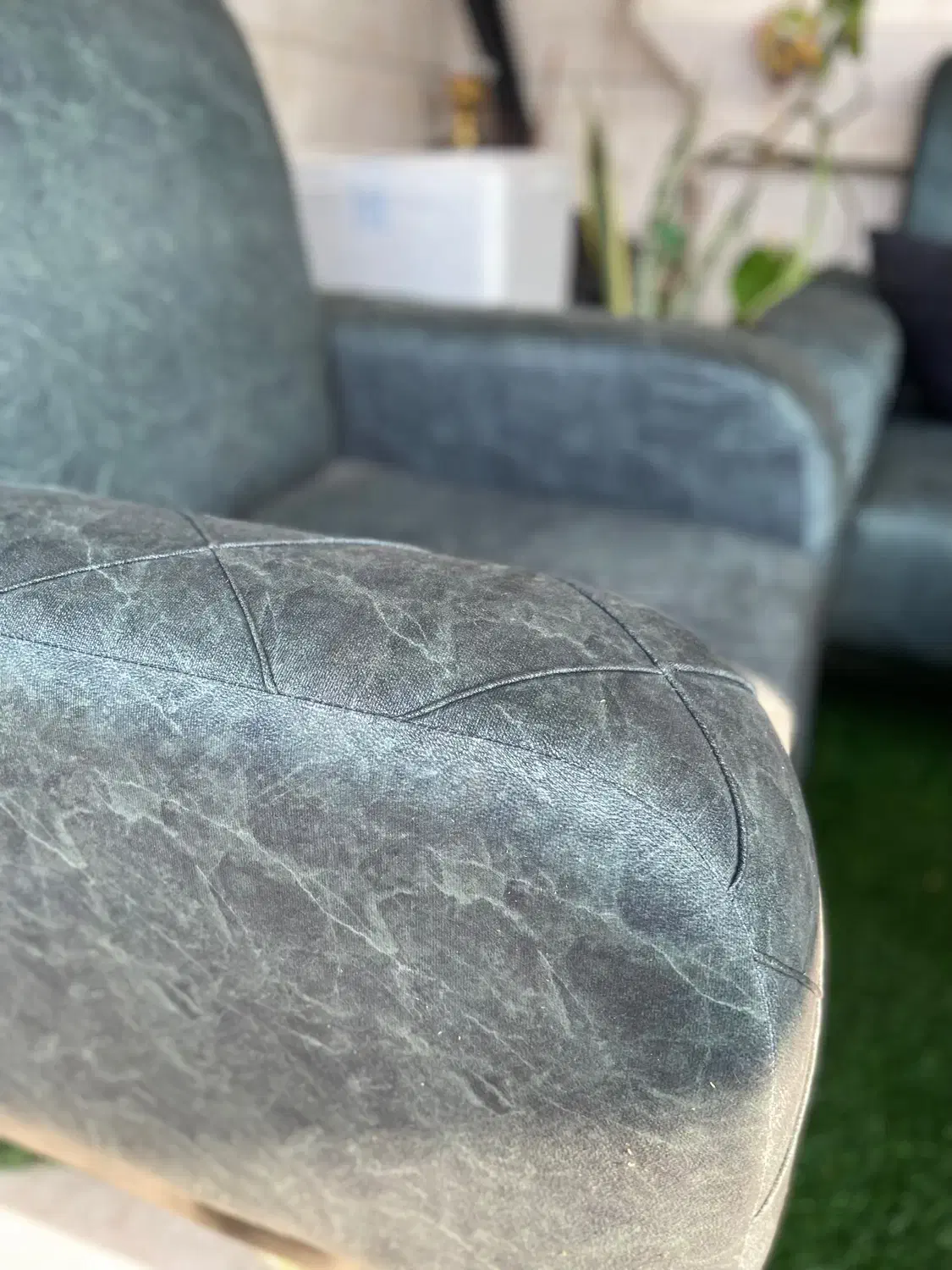 مبل ۵نفره کاملا نو همراه با جلو مبلی|مبلمان خانگی و میز عسلی|فومن, |دیوار