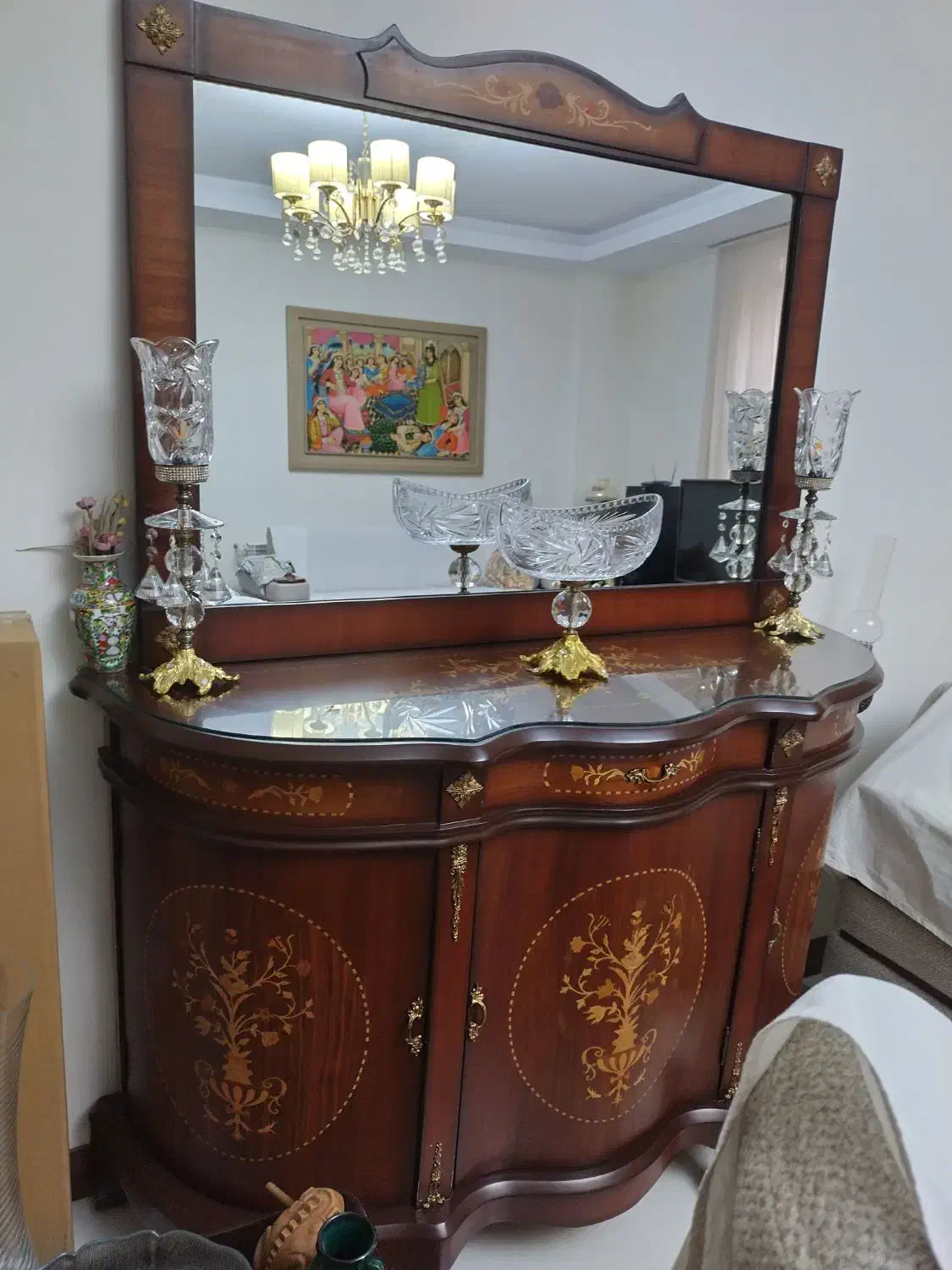 آینه و کنسول با شمعدان وکشکول کریستال|بوفه، ویترین، کنسول|تهران, جوادیه تهرانپارس|دیوار