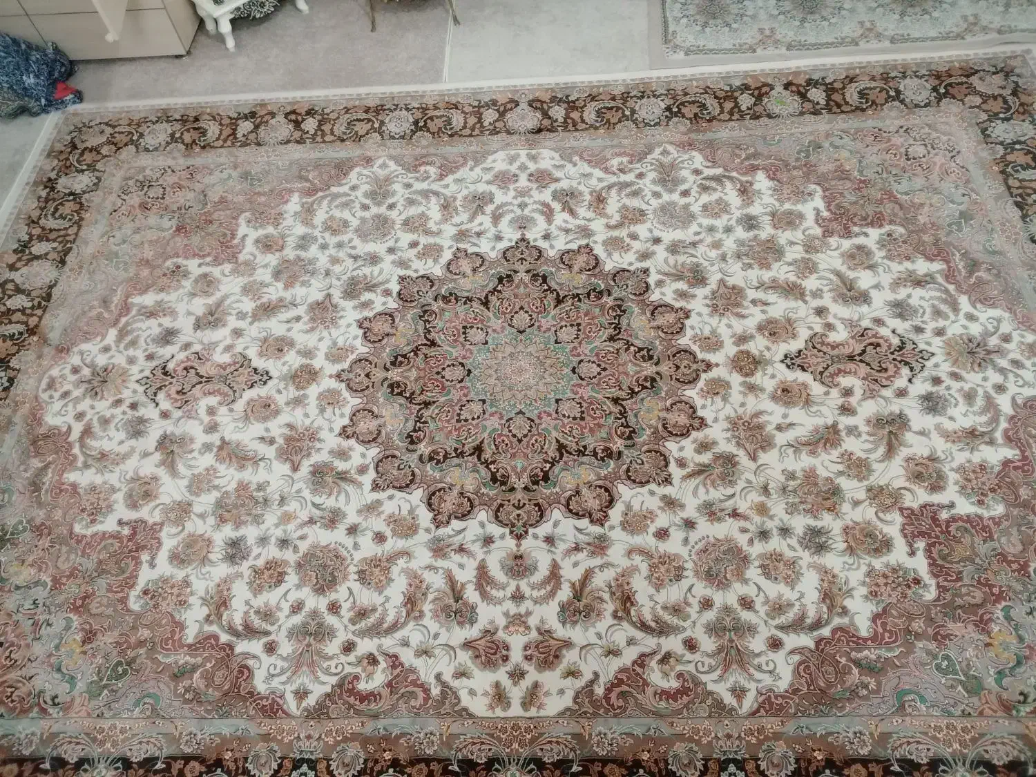 فرش 12 متری نو|فرش|قم, سراجه (۱۵ خرداد)|دیوار