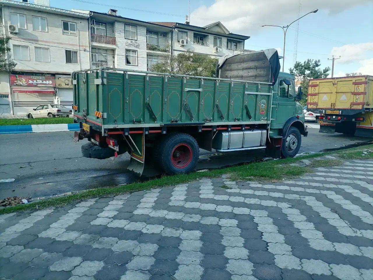 بنز911|خودرو سنگین|رشت, منظریه|دیوار