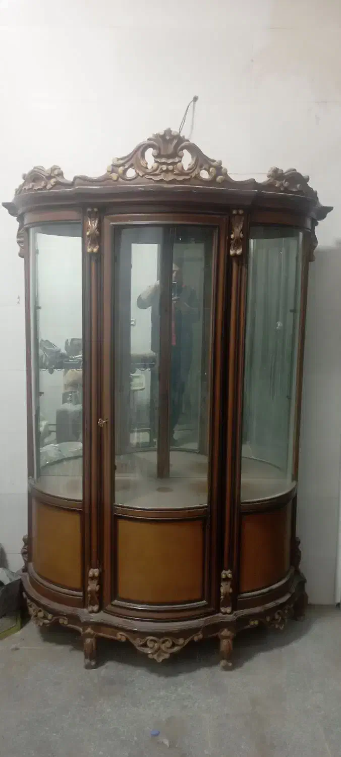 گنجه قدیمی|کلکسیون اشیاء عتیقه|نیشابور, ده حلاج|دیوار