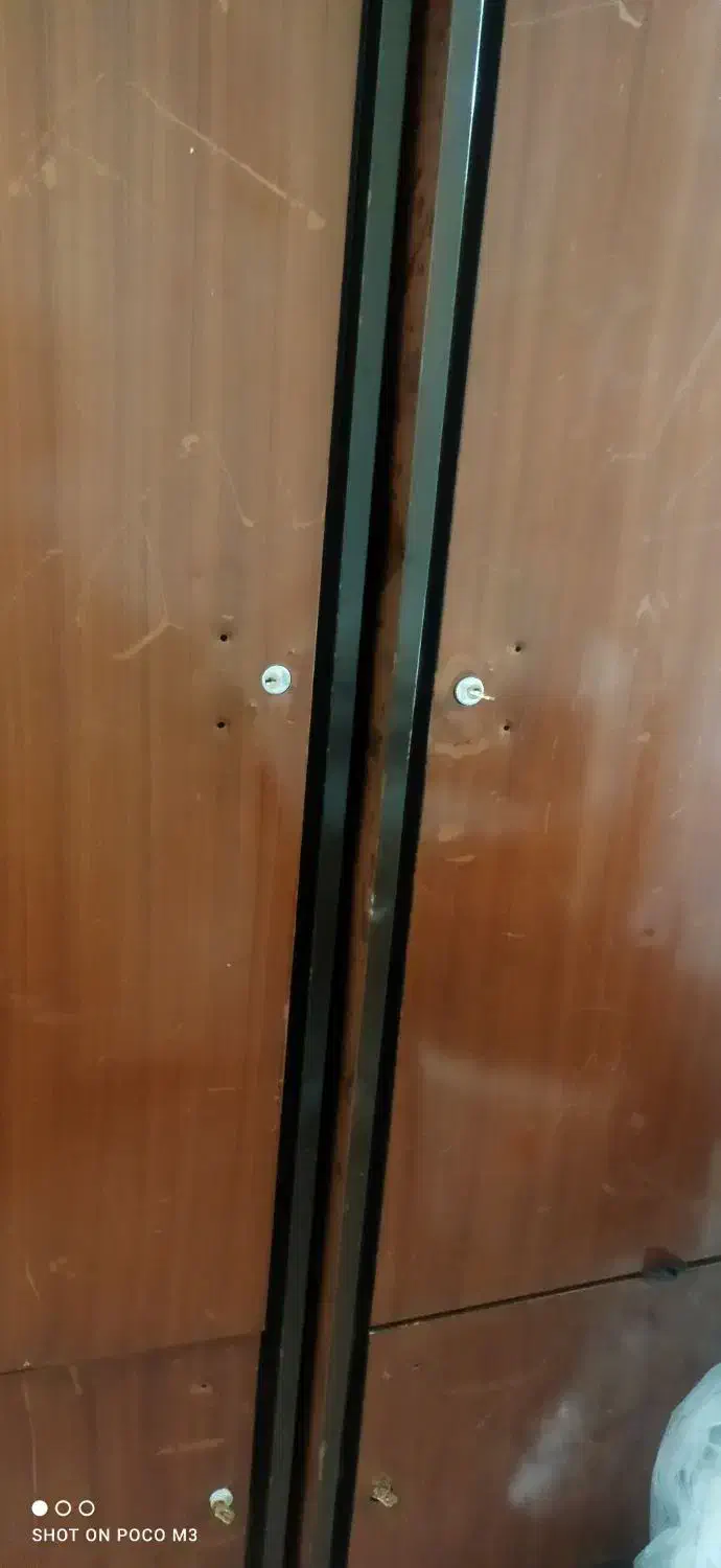 کمد فلزی|جاکفشی، کمد، دراور|صدرا-فارس, فاز ۲|دیوار