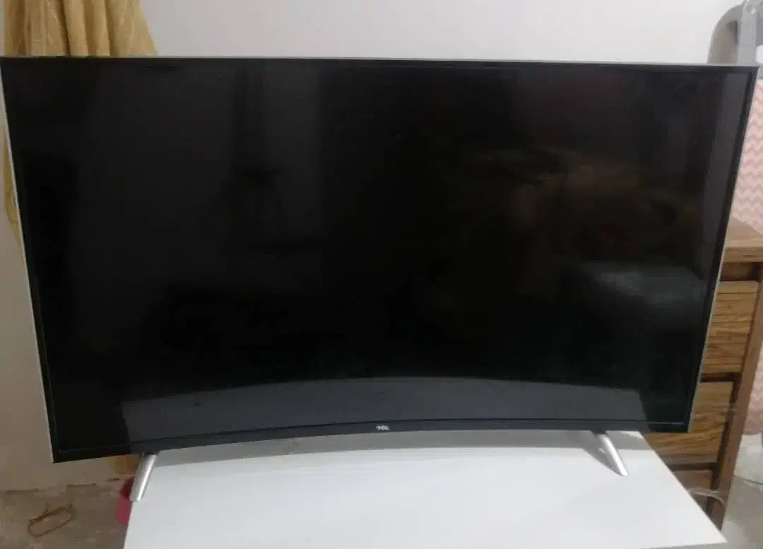 تلویزیونLED تی سی ال ۴۸اینچ منحنی|تلویزیون و پروژکتور|گرگان, |دیوار