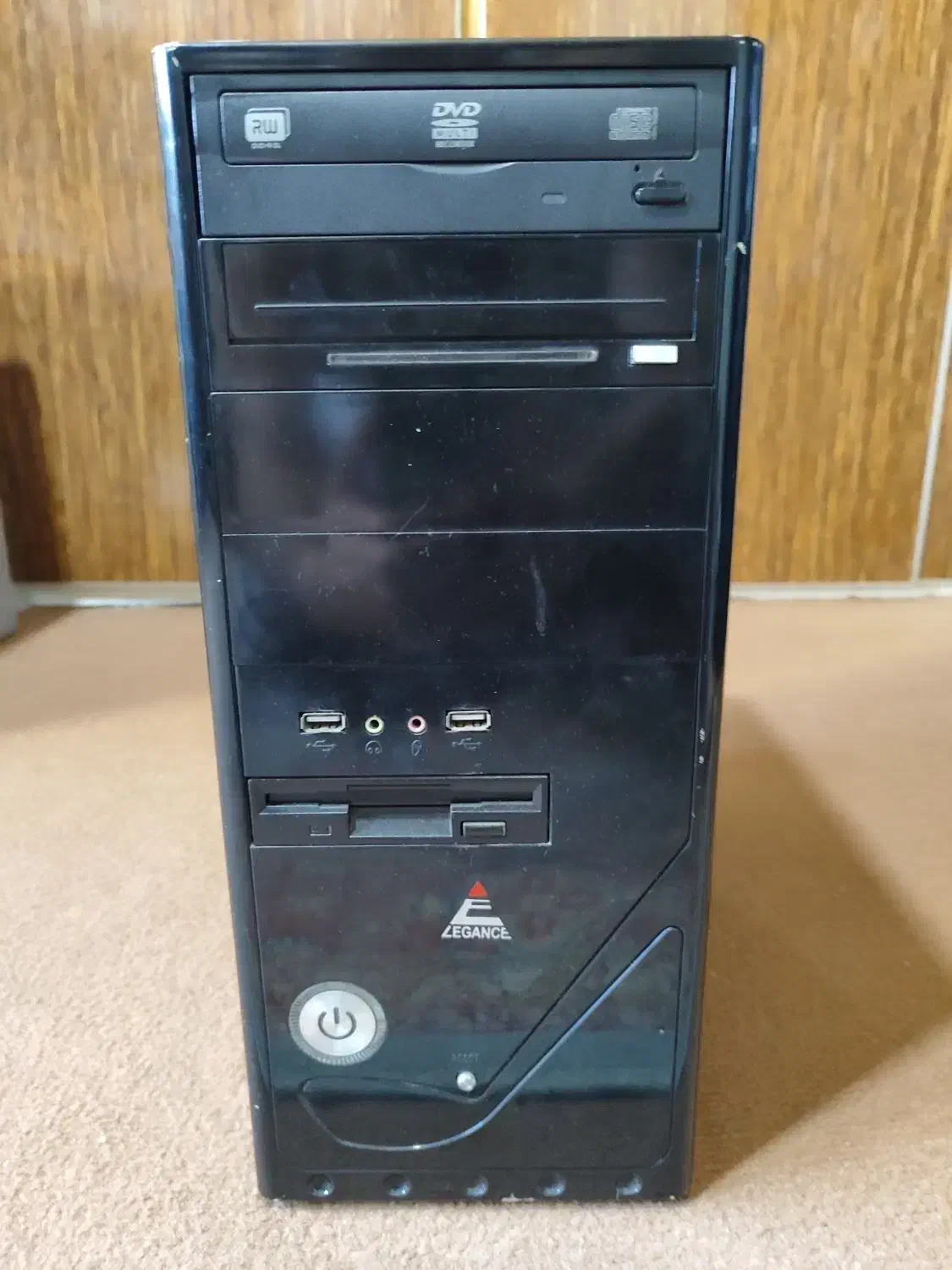 کیس ۲هسته ۶۳۰۰ رم ۴ ddr3 هارد ۵۰۰ و گرافیک ۱|رایانه رومیزی|چالوس, |دیوار