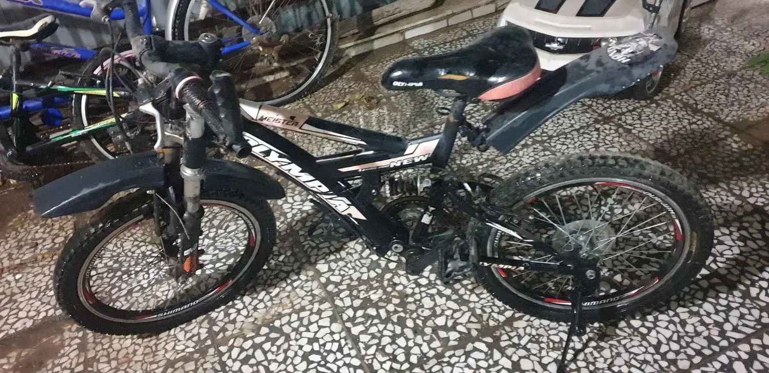 فروش فوری یک عدد چرخه بسیار تمیز|دوچرخه، اسکیت، اسکوتر|نجف‌آباد, باهنر|دیوار