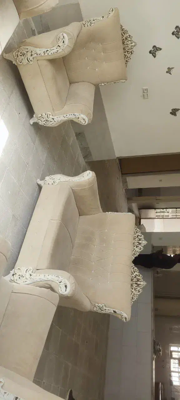 لوازم خانگی|مبلمان خانگی و میز عسلی|بردسکن, |دیوار