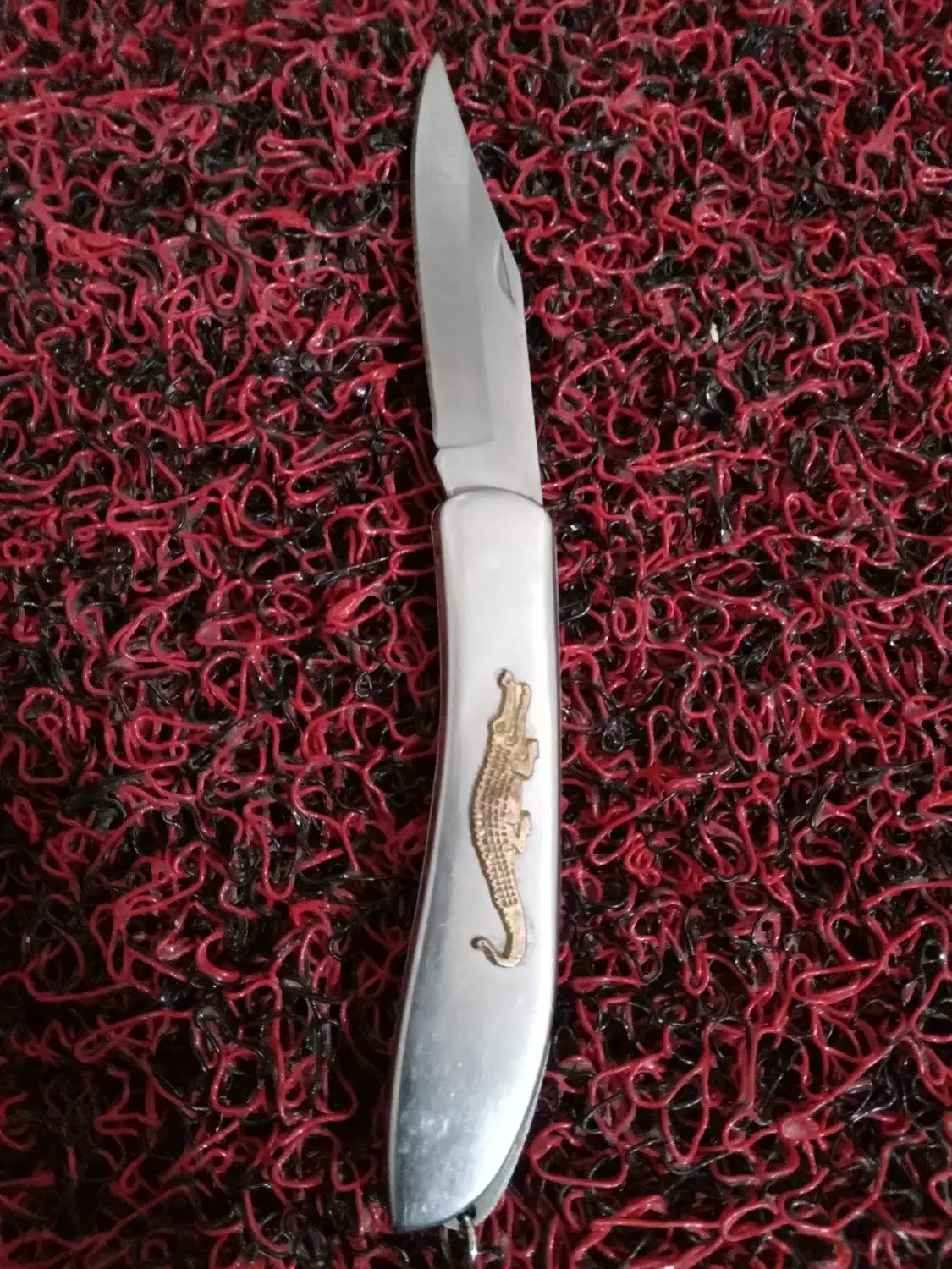 چاقو فروشی|کلکسیون اشیاء عتیقه|ابهر, |دیوار