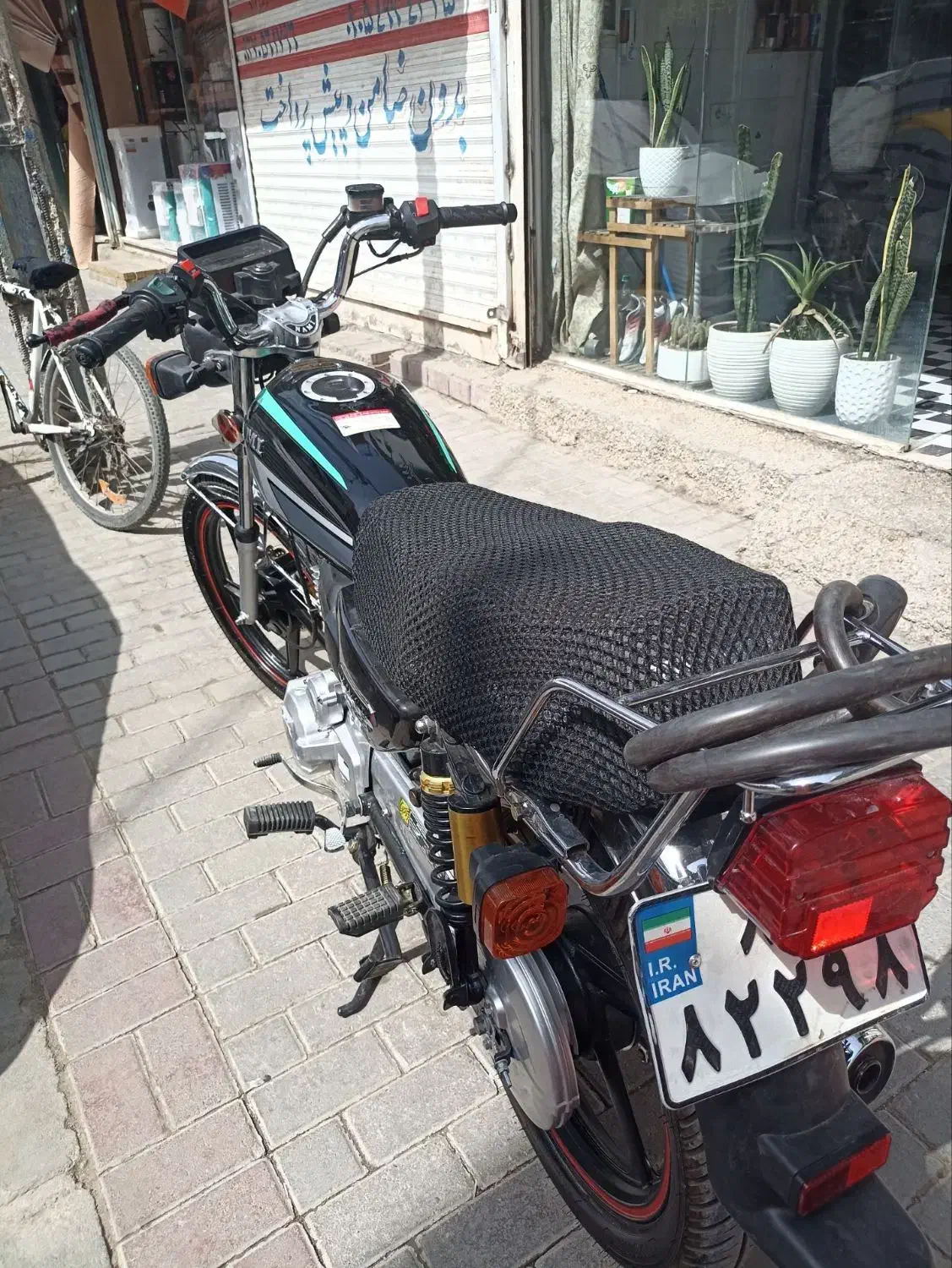 موتور هندا ۲۰۰|موتورسیکلت|مشهد, موعود|دیوار