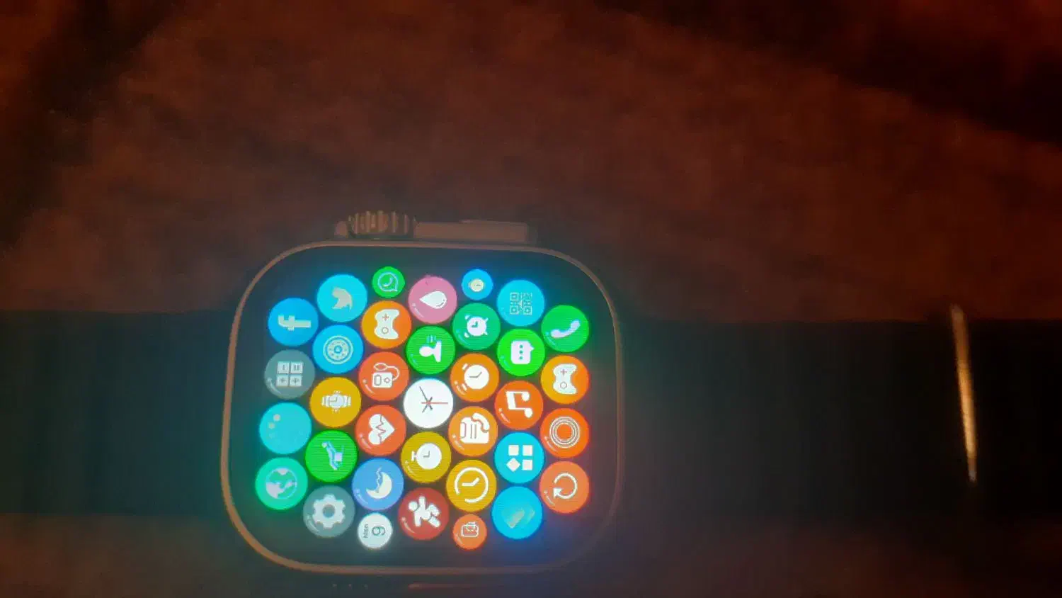 ساعه هوشمند قیمتش ۱ملیون ۵۰۰ تخفیفرجزی|ساعت|ایرانشهر, |دیوار