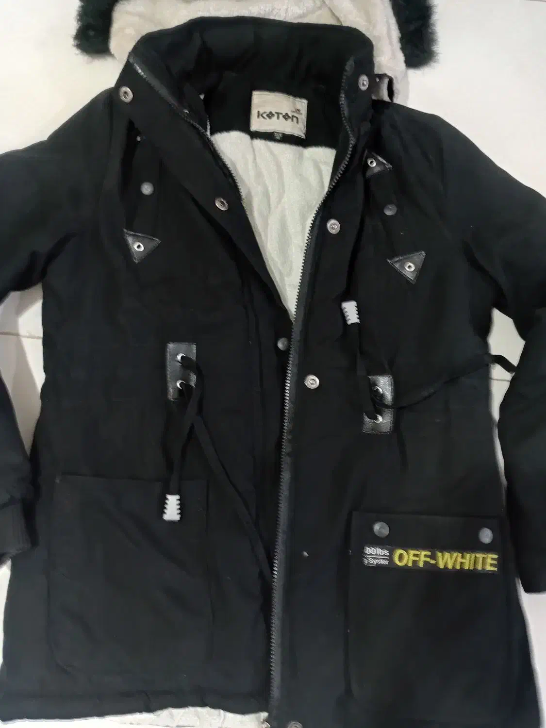 پالتو و کاپشن و پافر|لباس|نیشابور, خط کاشمر|دیوار