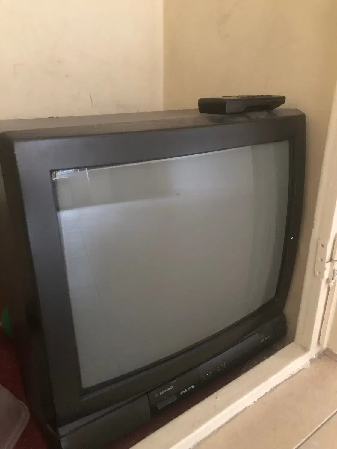 تلویزیون ۲۱ اینچ پارس گروندیک|تلویزیون و پروژکتور|تهران, شهرک محلاتی|دیوار