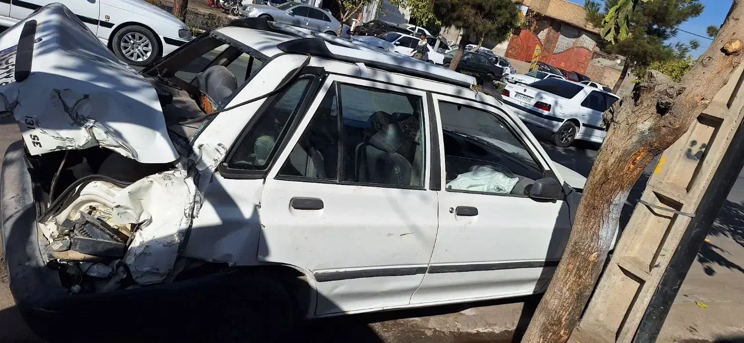 ۱۳۱ مدل۹۳ دوگانه تصادفی|خودرو سواری و وانت|مشهد, ثامن|دیوار