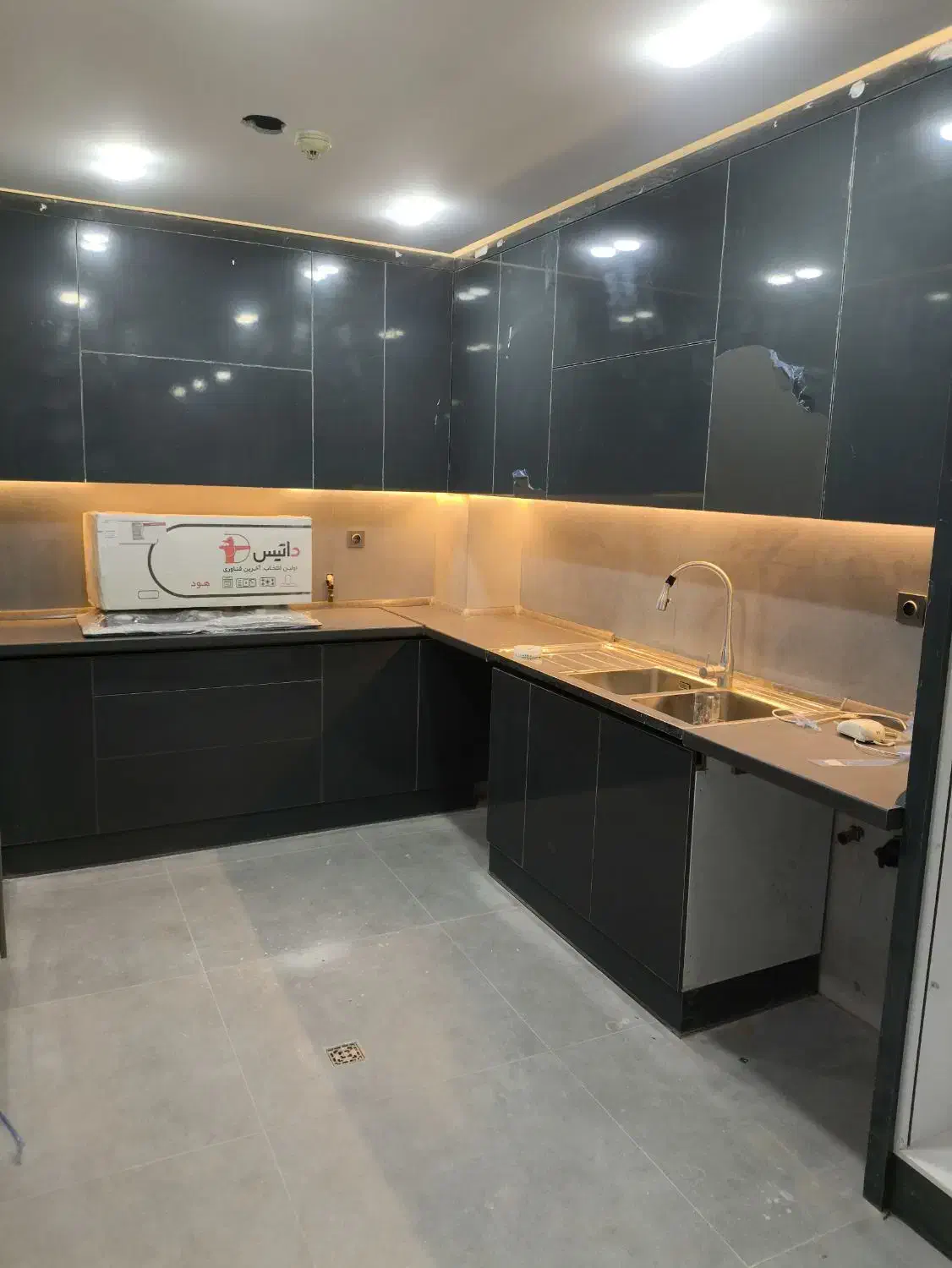 مخابرات/۱۳۵متر/۳خواب/قیمت بورسی/قابل معاوضه|فروش آپارتمان|شاهین‌شهر, مخابرات (شهید بهشتی)|دیوار