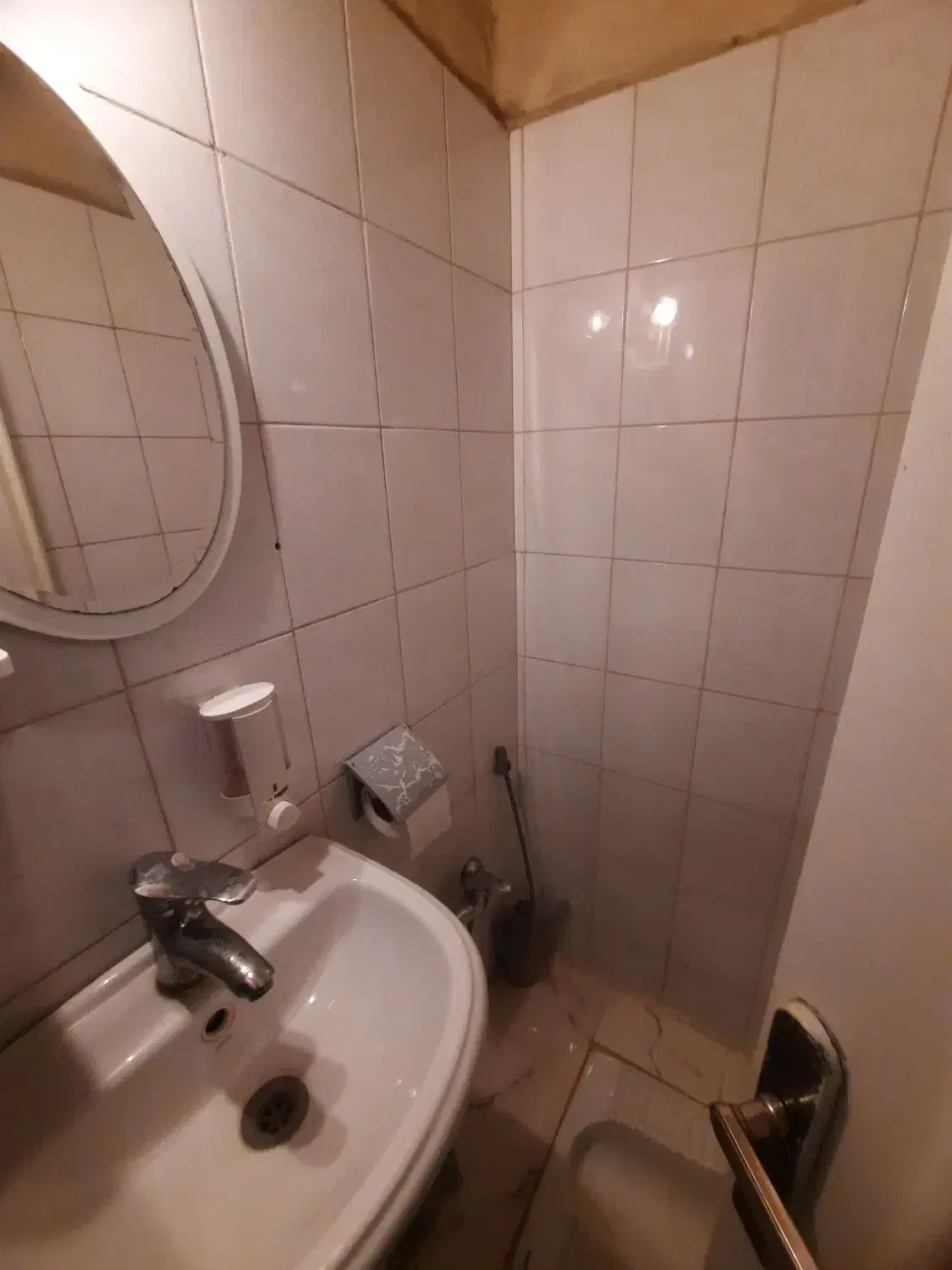 ۴۵ متری  تک واحدی با پارکینگ