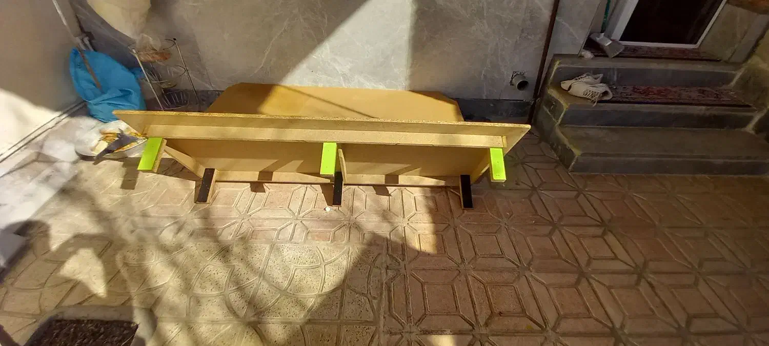 کفی تخت|تخت و سرویس خواب|پارس‌آباد, |دیوار