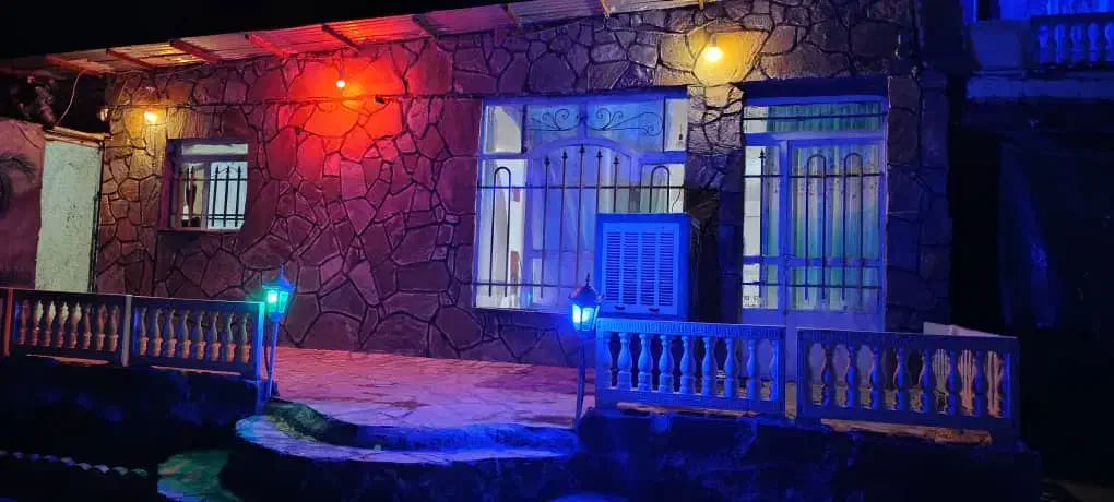 باغ ویلامعاوضه فروشی|فروش خانه و ویلا|رضویه, |دیوار