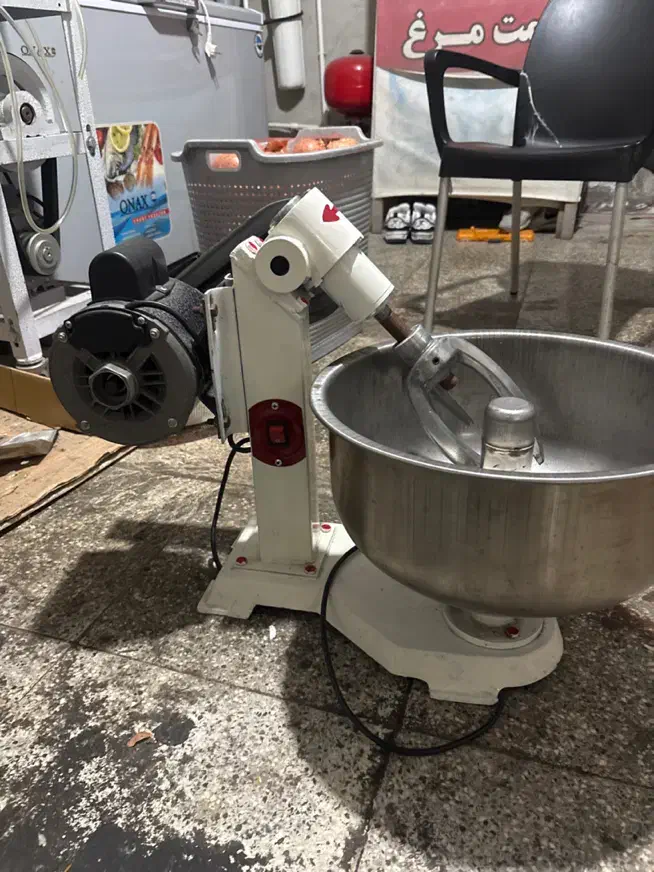 خمیر گیر ۱۵ کیلویی|کافی‌شاپ و رستوران|هادی شهر, |دیوار