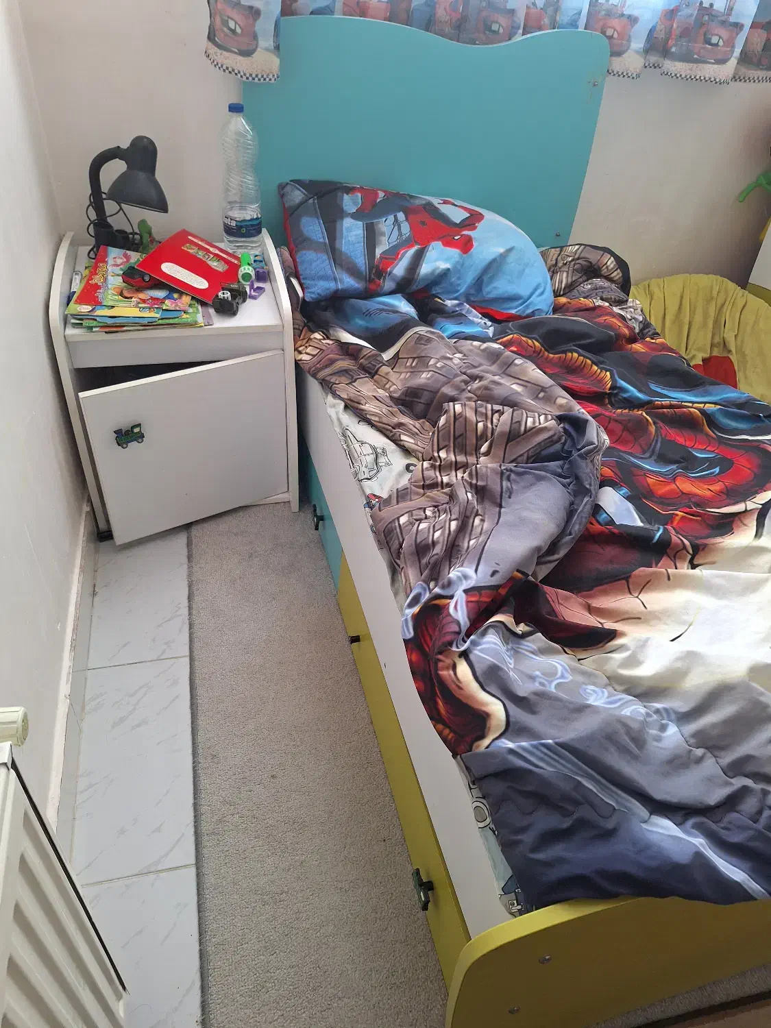 تخت خواب نوجوانی|تخت و صندلی بچه|تبریز, |دیوار