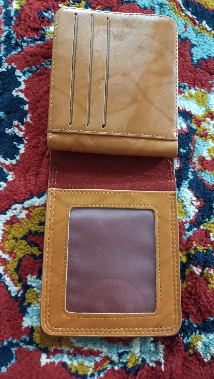 کیف پول چرم خالص و شارژر نوکیا درشت|لوازم جانبی موبایل و تبلت|تربت‌حیدریه, ابوذر|دیوار
