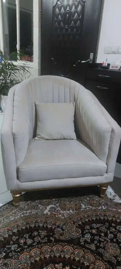 مبل 7نفره|مبلمان خانگی و میز عسلی|بندر انزلی, آذربایجان|دیوار