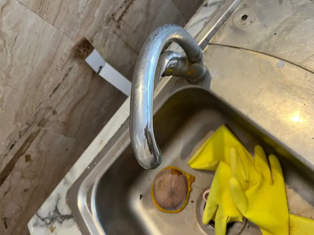 چند کابینت و دکوری و کانتر|کتابخانه، شلف، قفسه‌های دیواری|رشت, رشتیان|دیوار