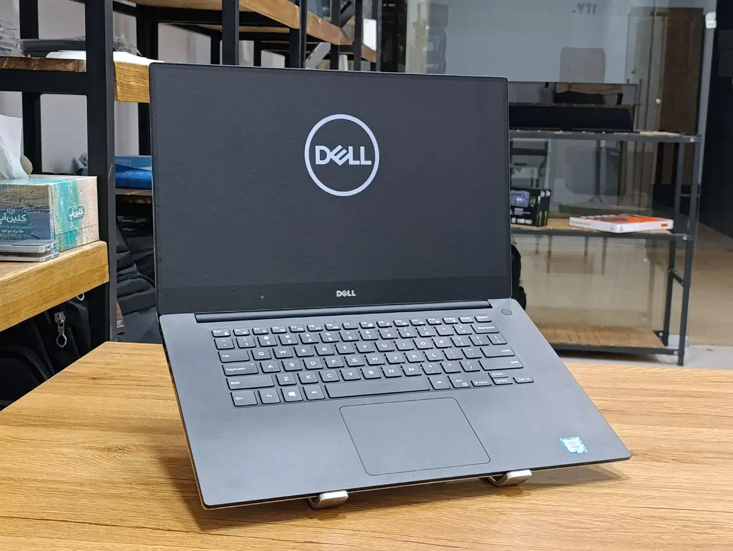 لپ تاپ DELL 5520صحفه تاچ 4k با ۴ گیگ گرفیگ|رایانه همراه|مشهد, کوثر|دیوار