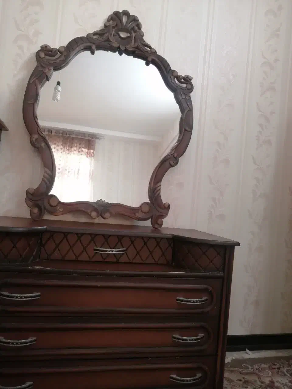 میز آرایش|تخت و سرویس خواب|قم, پردیسان|دیوار