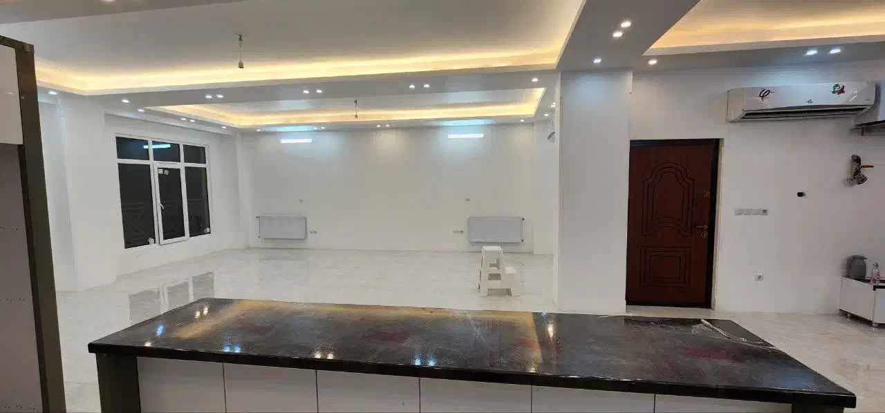 اپارتمان ۲۲۰ متری نوساز سه خواب|اجارهٔ آپارتمان|قم, مسجد امام حسن|دیوار