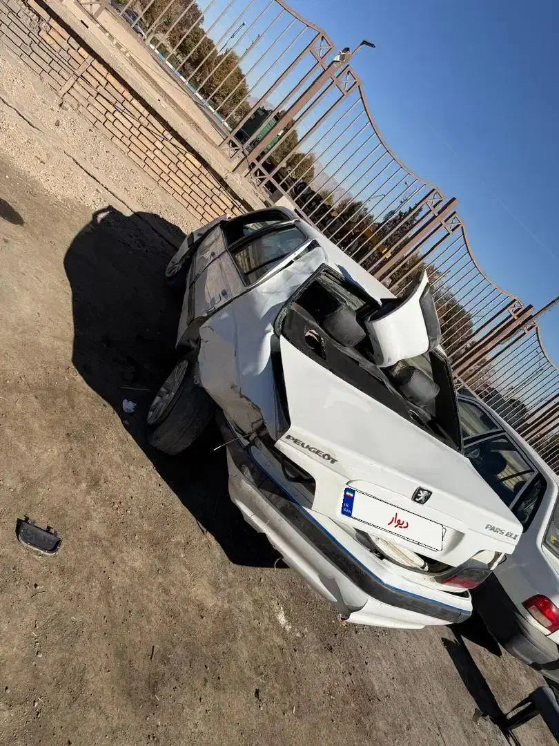 پژوپارس تصادفی اتومات|خودرو سواری و وانت|مبارکه, |دیوار