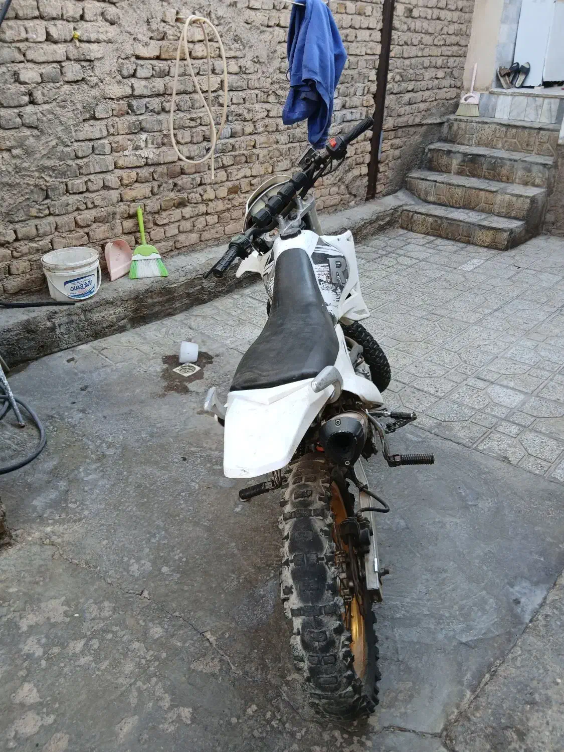 موتور روان ۲۰۰ سی‌سی سلامت|موتورسیکلت|آبگرم, |دیوار