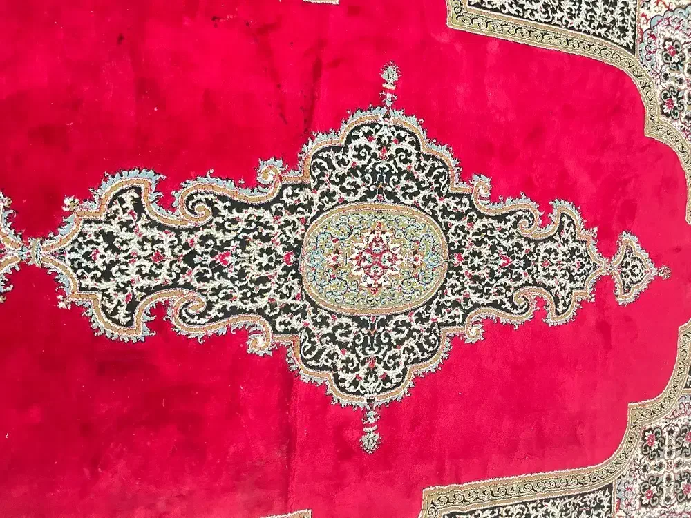 فرش قرمز|فرش|سمنان, |دیوار