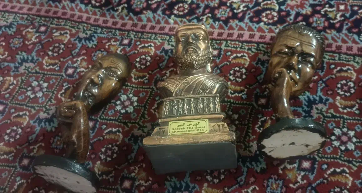 مجسمه چهره و کوروش|مجسمه، تندیس، ماکت|زنجان, |دیوار